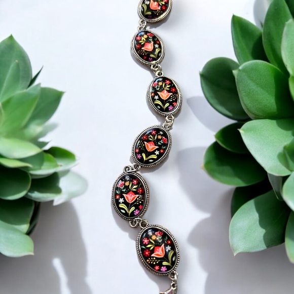 Gorgeous floral clear cabochon dome bracelet Stainless Steel Adjustable 7”-8” - Picture 8 of 15